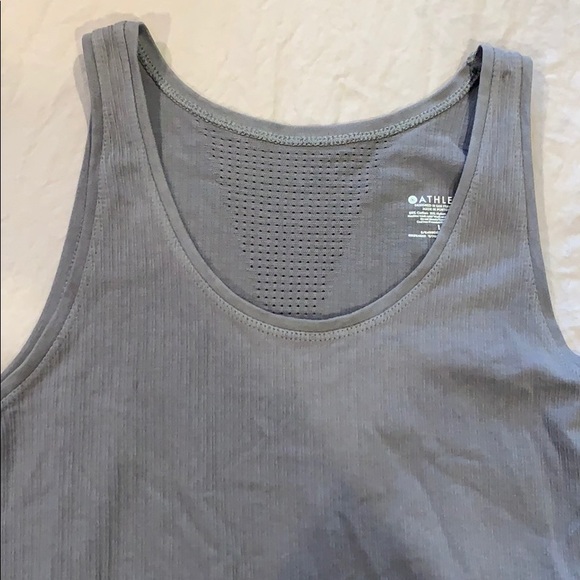Athleta Tank top! PERFECT CONDITION - Picture 2 of 4